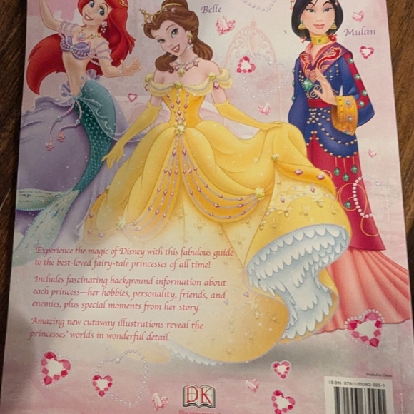 Disney Books lot Princess Guide, Princess World of Fashion & Disney Palace Pets - Picture 6 of 13